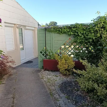 Gite Du Jardin De Charlotte - Maison Avec Jardin Clos Дом отдыха Saint-Gereon
